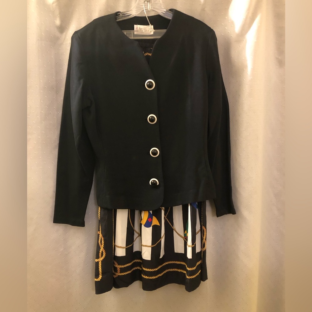 Neiman Marcus Oberon skirt set. Vintage. Size 14